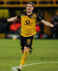 Read more about the article Borussia Dortmund Menang Meyakinkan 3-0