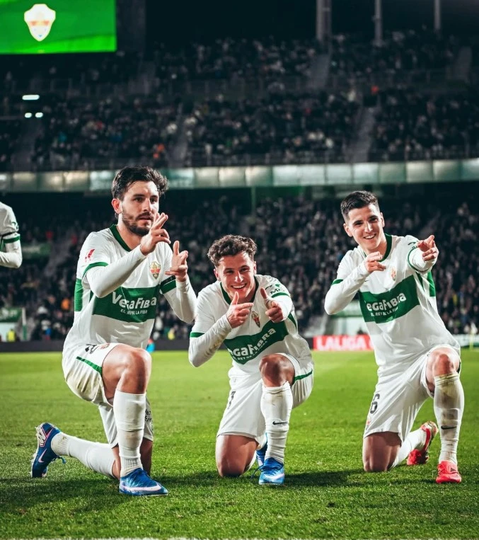 You are currently viewing Elche dan Sevilla Saling Balas Gol, Berakhir Imbang 2-2